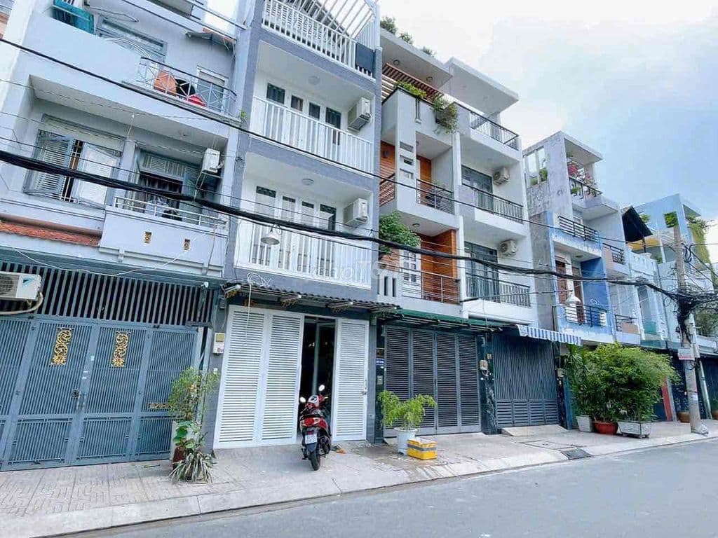 Nhà Bán Khu Vip 1/ Phường Tân Sơn Nhì - đối diện công viên