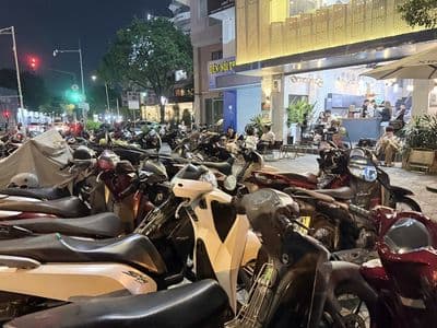 Sang tòa nhà KD cafe, phòng trọ, CM thực tế lời 180-210tr/1 tháng