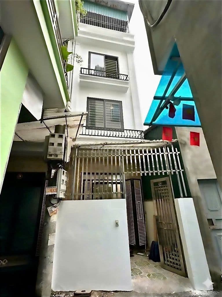 Nhà Tây Mỗ 37m², 4PN, 3WC, ngõ 2.5m, đủ đồ, gần Vin, giá 6.38 tỷ
