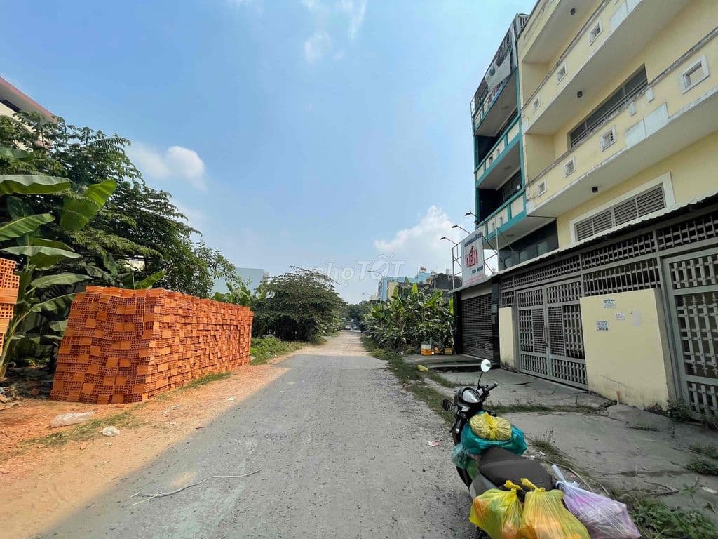 BÁN ĐẤT NỀN 110m2 GIÁ 4TỶ950 SHR ĐƯỜNG 20M CHỢ BÌNH ĐIỀN QUẬN 8 - Ảnh 3