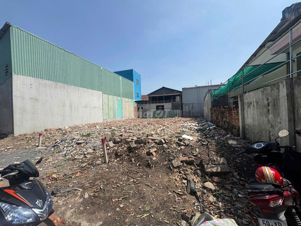 chính chủ cần bán mảnh đất hẻm 647 quốc lộ 13 - Ảnh 2