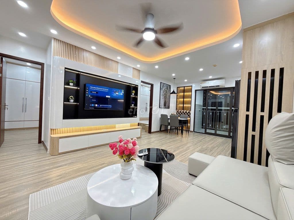 Bán căn hộ 3 phòng ngủ sẵn sổ đỏ chung cư Đại Kim Building