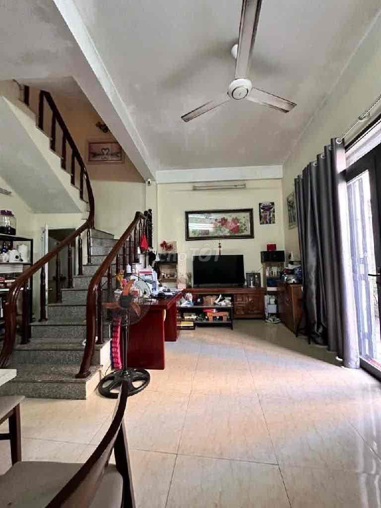 Ngay Chợ Tựu Liệt Dt35m 3 Ngủ Trước Nhà Rộng 2,2m Thoáng Giá 5,55 Tỷ