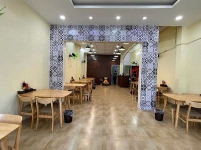 Cho thuê nhà 3 tầng Nguyễn Văn Thoại, khu du lịch đông đúc