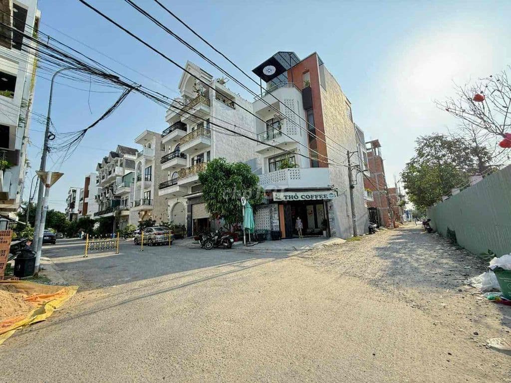 Hạ 700 triệu nhà phố 4.5m x 16m 3 tầng 1/ ngắn đường Lê Thị Riêng - Ảnh 2