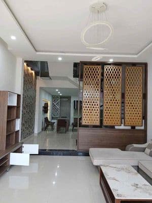 CHO THUÊ NHÀ 4 PHÒNG NGỦ GẦN KHÚC HẠO