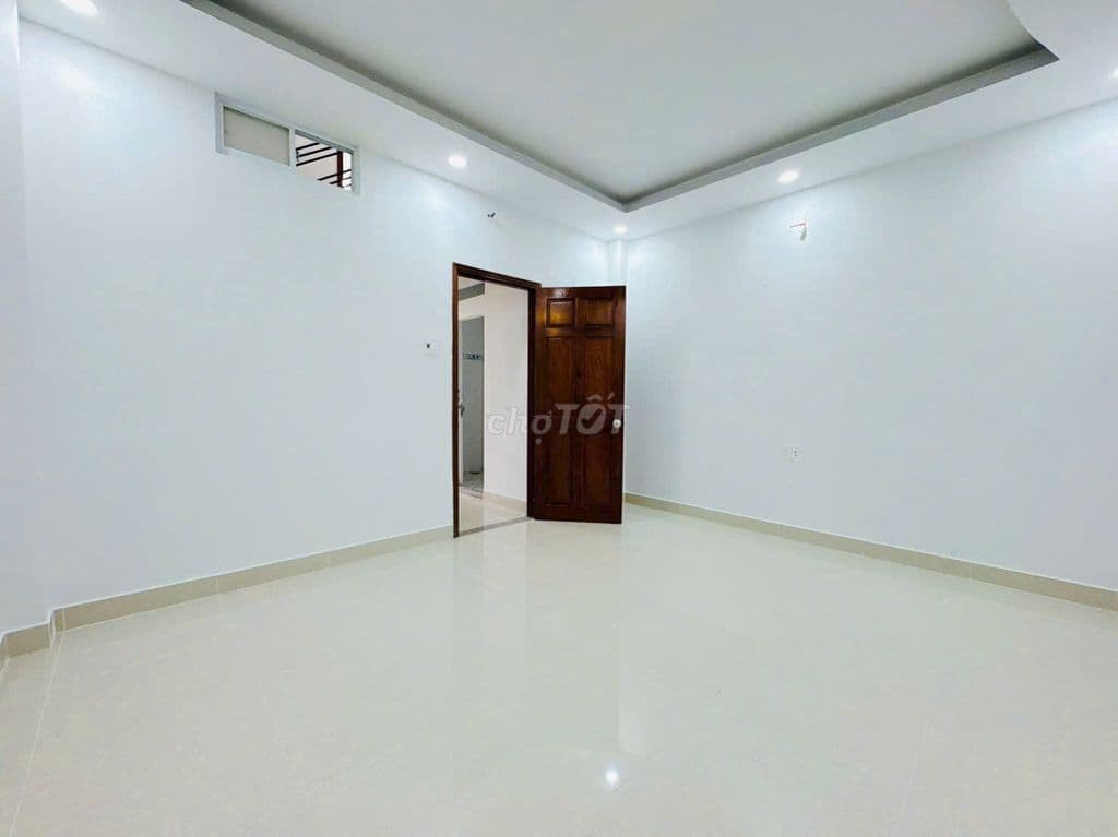 Siêu phẩm 4 tầng Q7 sát Phú Mỹ Hưng, SHR hoàn công đủ, giá 5.99 tỷ