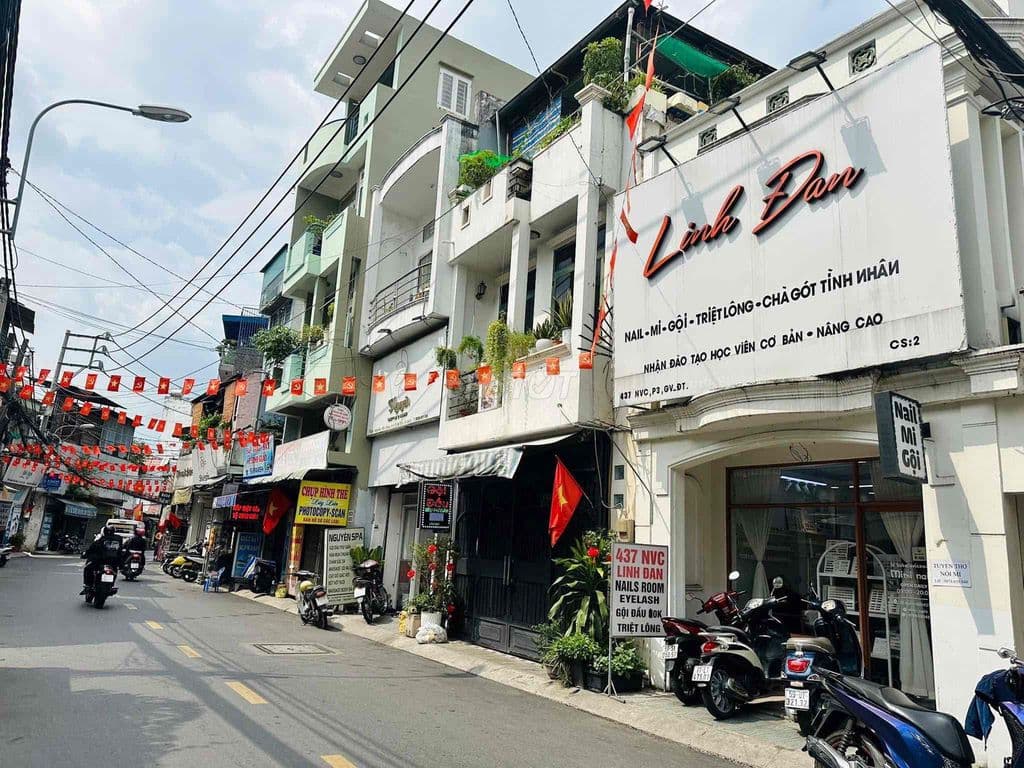 Mặt tiền nguyễn văn công - trệt lầu 3 pn - kinh doanh sầm uất