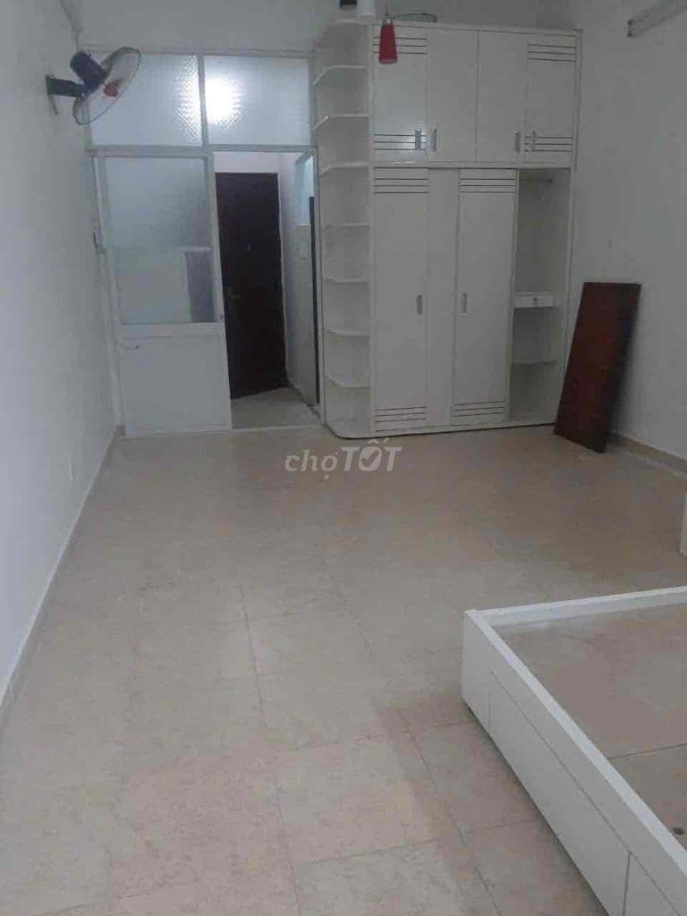 Cho thuê chung cư Tân Mỹ 36m2 giá 4,7tr/th. ngay chợ