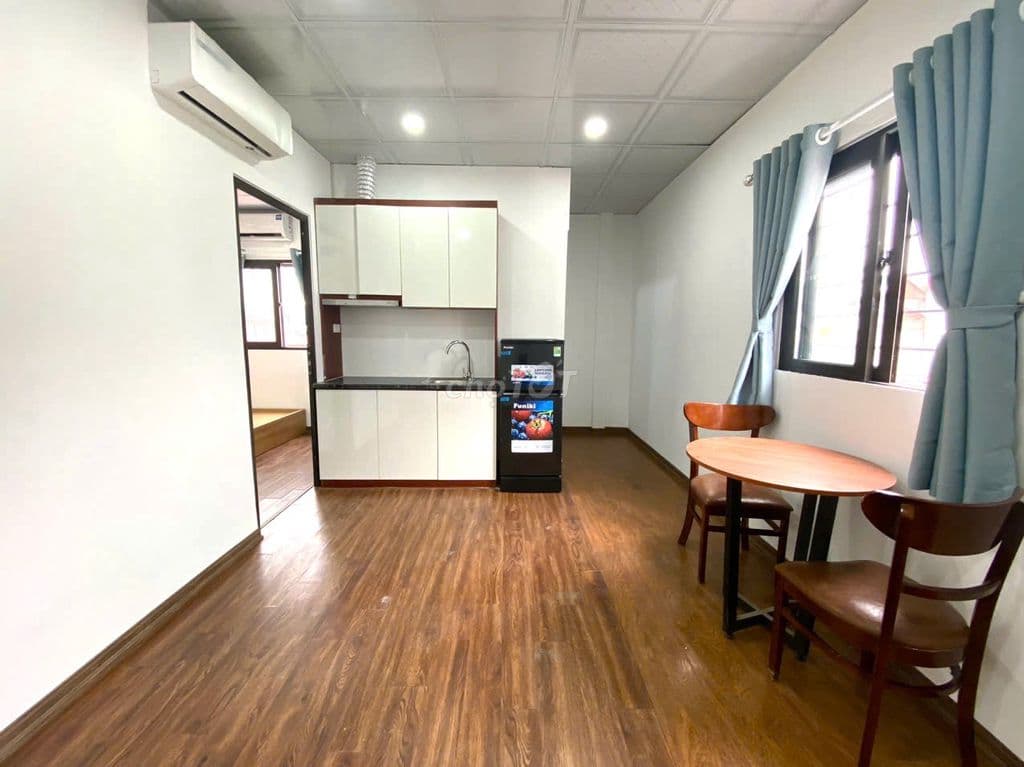 CHO THUÊ CĂN HỘ 2N1K SIÊU ĐẸP CỬA SỔ NGAY TRẦN THÁI TÔNG, CẦU GIẤY