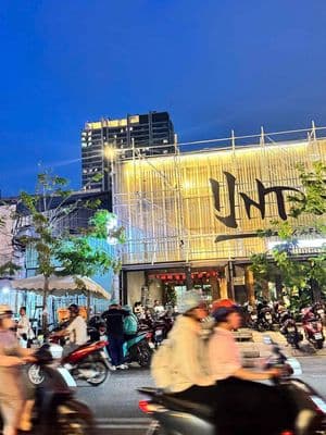 Cho thuê Mặt Tiền 1A đồng Nai Q10- 20x40m- giá 200 Triệu