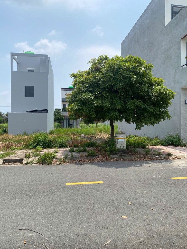 Cắt lỗ bán gấp lô đất 90m2 MT Mai Bá Hương gần võ Văn Kiệt