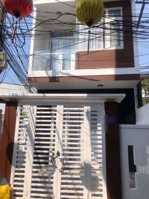 NHÀ MỚI 3 TẦNG GẦN CẦU RỒNG, GẦN BIỂN MỸ KHÊ, FULL NỘI THẤT