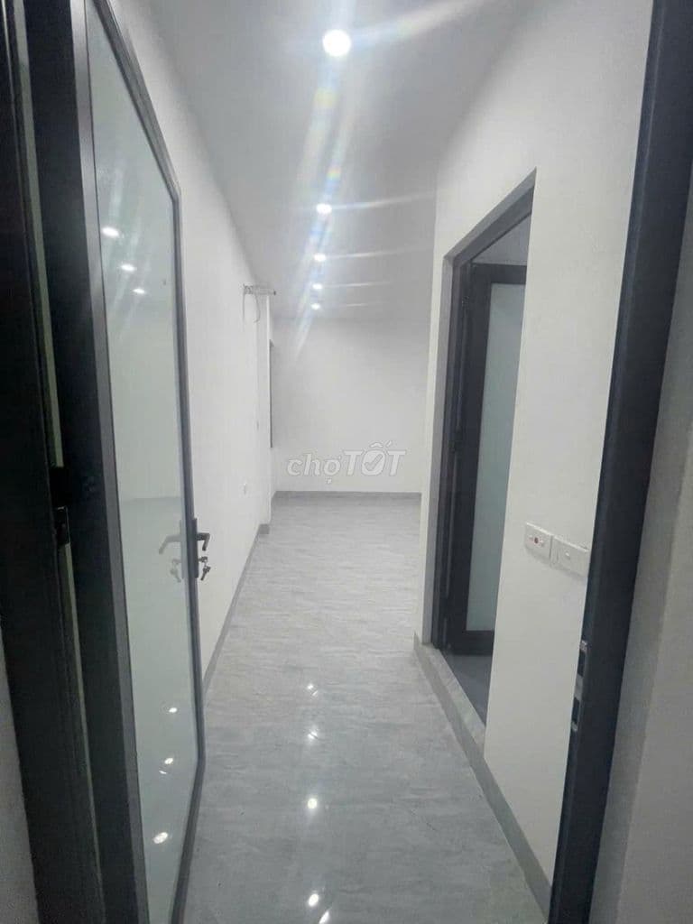 NHÀ NGAY CẦU TÓ, CẦU BƯƠU ĐI VÀO. 2Tx45m 3PN CHỈ HƠN 1 TỶ - Ảnh 3