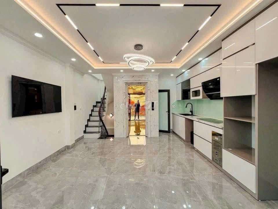 CHỦ NGẬP BANK BÁN GẤP - 42M² 6 TẦNG THANG MÁY - GIẢI PHÓNG - HOÀNG MAI - Ảnh 2