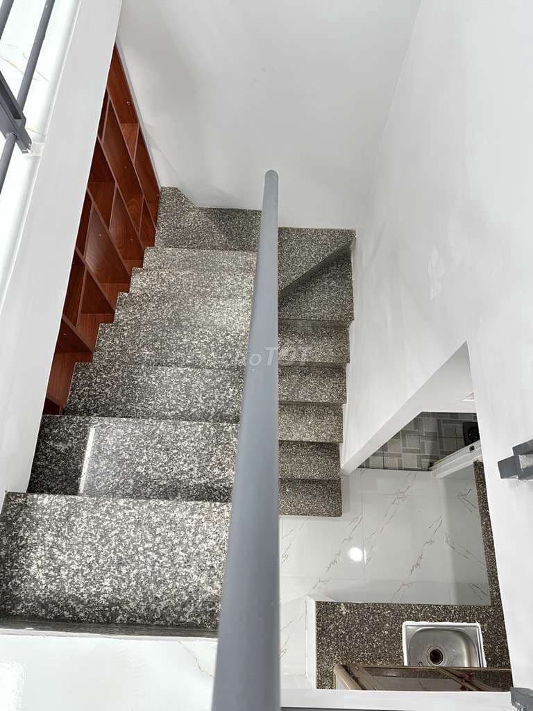 Nhà đúc 2 tầng - 4 x 20- hẻm xe tải chợ Bình Thành - Bình Tân - Ảnh 3