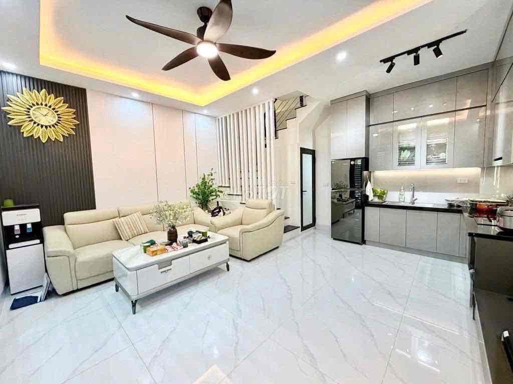 💥 NHÀ ĐẸP ÂU CƠ full nội thất Dt 35m - 3 tầng - mt 5m