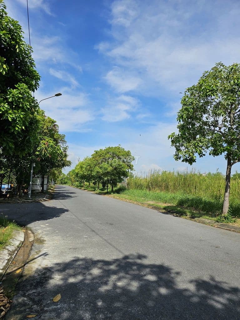 Cần bán đất sổ riêng giá rẻ 55tr/m2