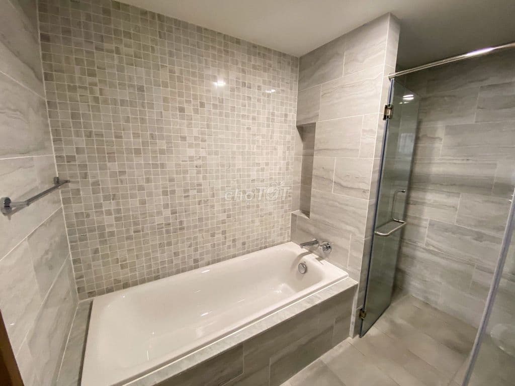 KINGDOM- 3PN có nội thất rất sang đẹp, có SLOT OTO - Ảnh 3