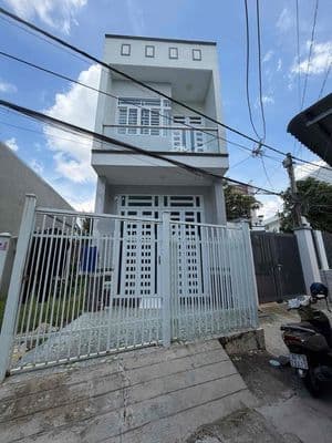 Nhà trệt lầu nguyên căn 4,7x12m 02phòng hẻm xe tải Trần Vĩnh Kiết