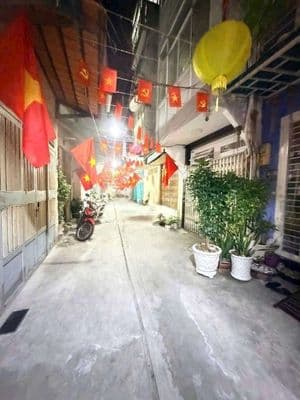CHO THUÊ NHÀ VƯỜN CHUỐI Q3