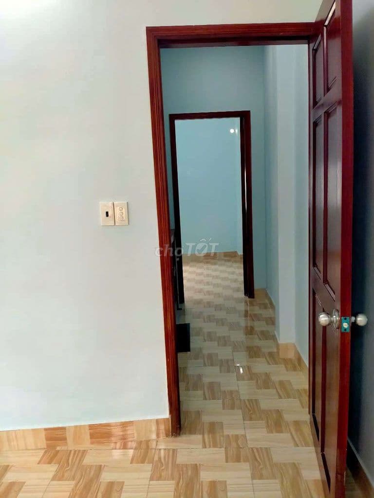 DT 3.20 x 11 nhà 1 trệt 2 lầu đỗ suốt giá 2 tỷ 540 . Lk 4_5 hẻm 107/9 - Ảnh 2