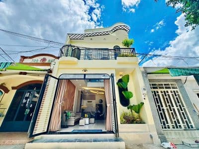 Nhà mới lung linh full nội thất vác valy vào ở 81.1m2 giá 6,79t bl