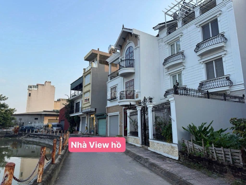 CẦN BÁN NHÀ CỰ KHỐI LONG BIÊN HÀ NỘI.