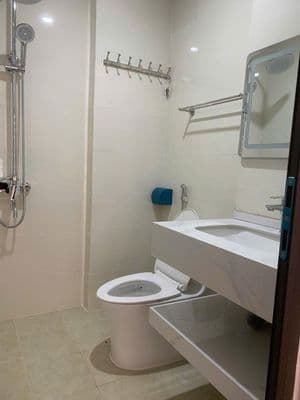 cho thuê vp phố Lê Văn Lương,thanh xuân,hà nội ,dtsd 110m2,thông sàn