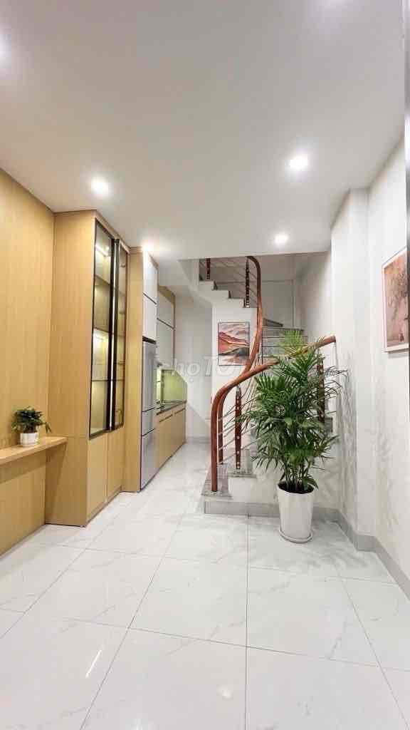 Cần bán gấp nhà 5 tầng Full Nội Thất Phố Cầu Am Vạn Phúc