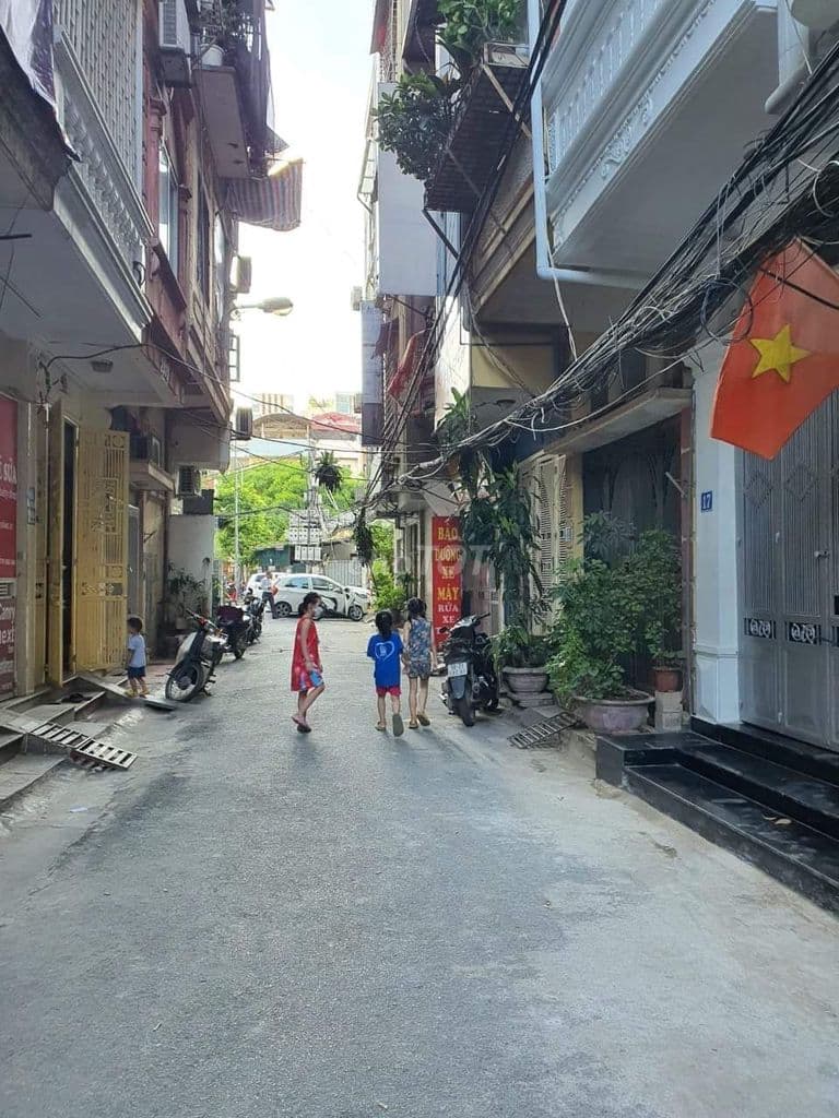 Tôi CẦN bán nhà phố HÀNG BỘT 12 ngõ 145/28 Văn Chương 5T 30m ra phố