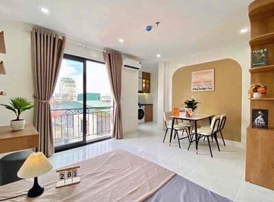 CHO THUÊ CĂN HỘ BAN CÔNG, NHÀ MỚI GIÁ TỐT VỊ TRÍ ĐẸP GẦN BÁCH KHOA