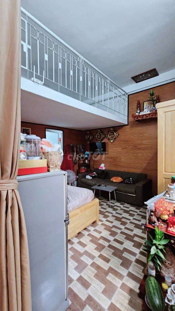 CHỦ GẤP BÁN TRẢ NỢ - GIẢM SỐC NHÀ QUẬN TÂN BÌNH - CHỈ NHỈNH 2 TỶ - Ảnh 3