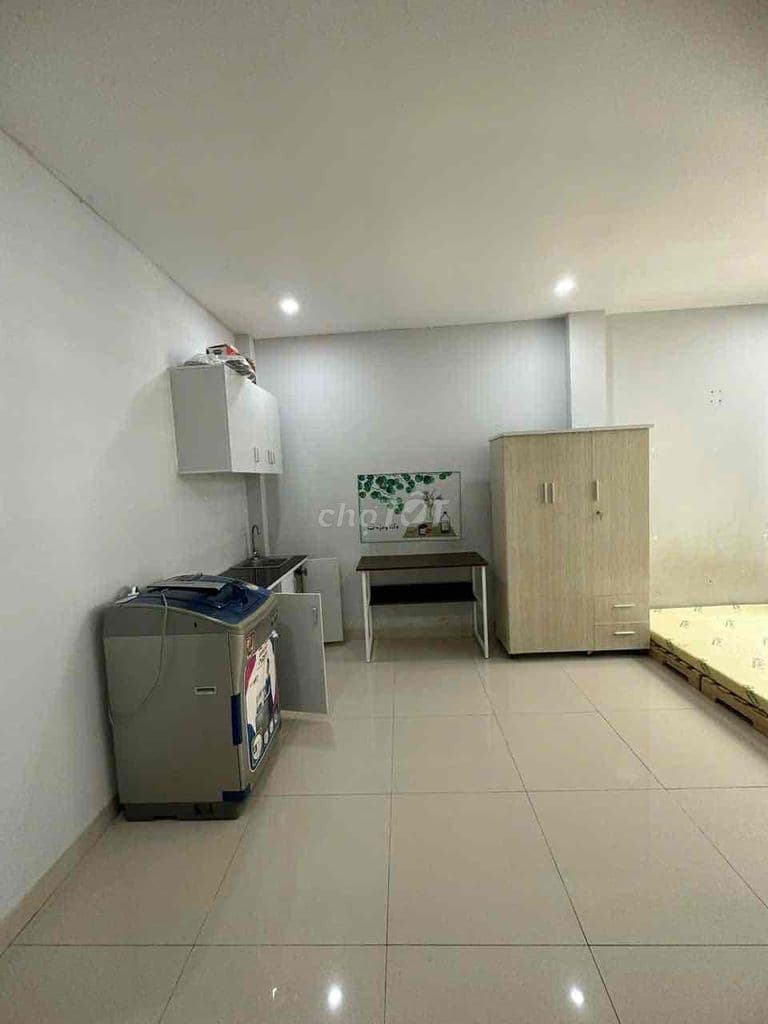 STUDIO CỬA SỔ TRỜI GẦN VÒNG XOAY LÊ ĐẠI HÀNH SÂN VẬN ĐỘNG PHÚ THỌ - Ảnh 2