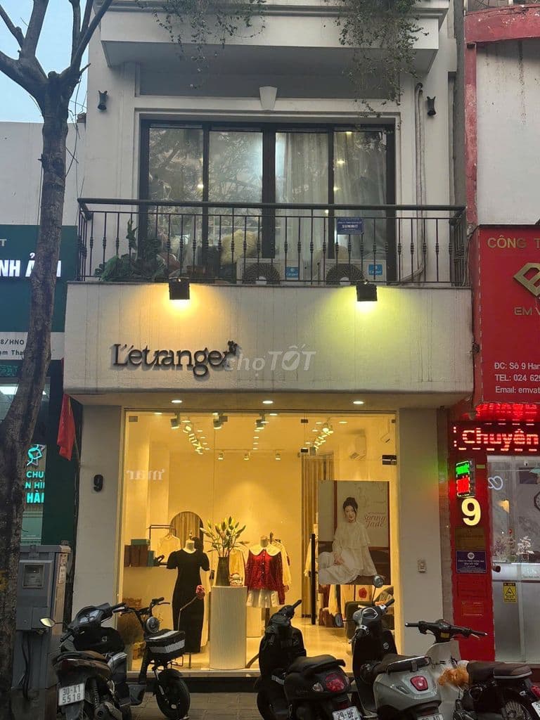 Chính chủ cho thuê tầng 1 và tầng 2 tại số 9 Hàng Chuối - Ảnh 2