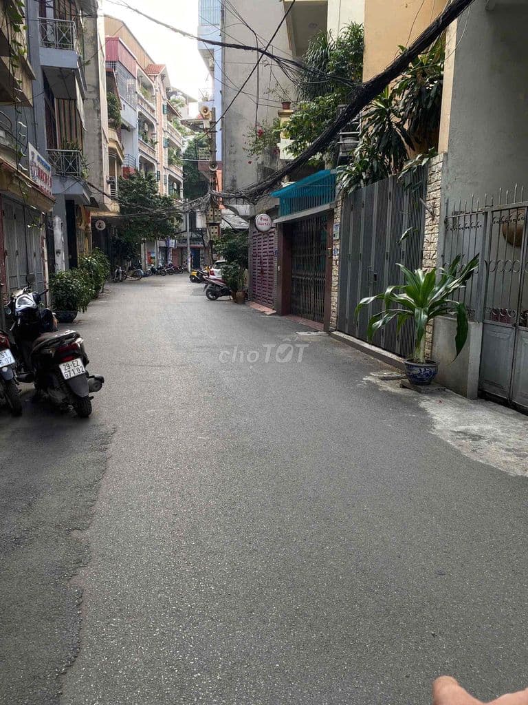 NGAY TIMES CITY - VIEW HỒ - Ô TÔ QUA - Ảnh 2