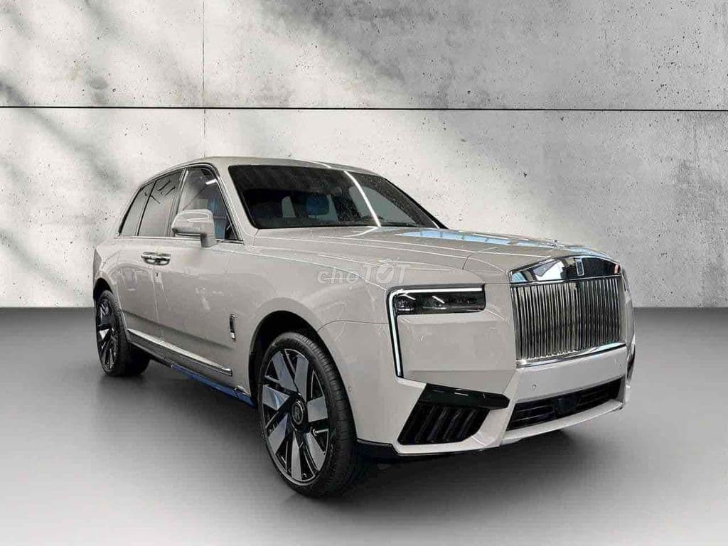 Cần bán 2 toà nhà cao ốc văn phòng mặt phố Đại Cồ Việt, Hà Nội - Ảnh 2