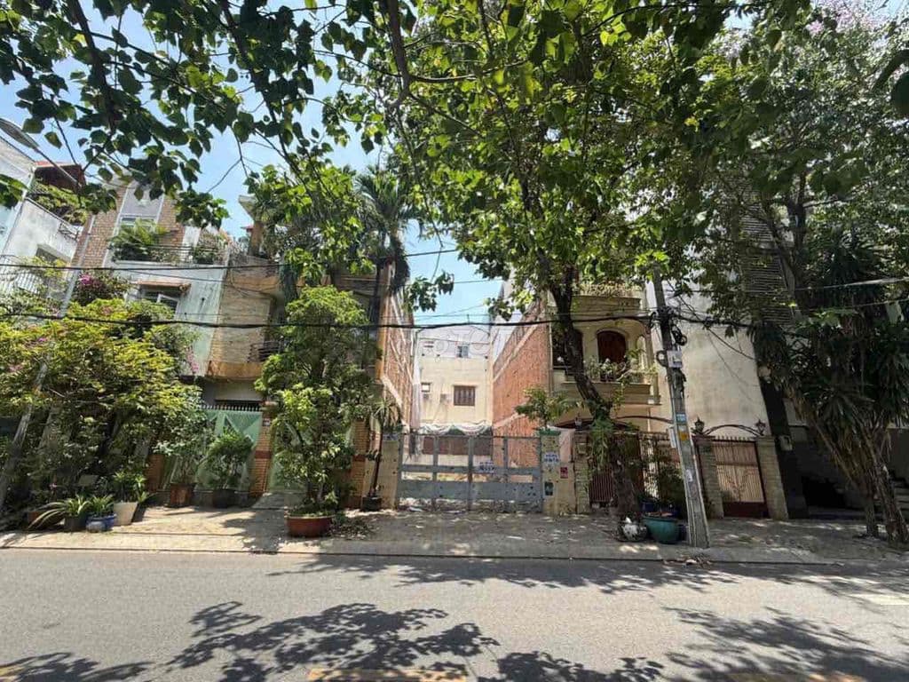 Bán đất tại Đường Số 40, Tân Phong, Quận 7, HCM, giá cực chất 22,5 tỷ,