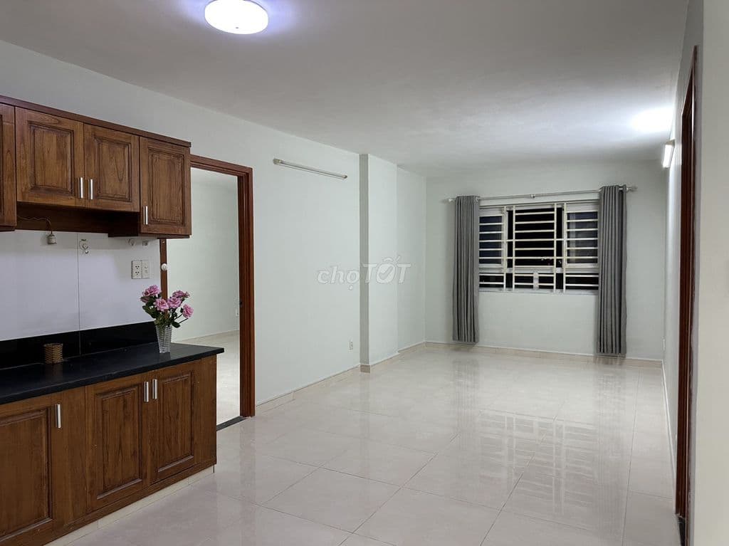 Căn góc rộng, sáng 86 m2, thuận lợi livestream online, Q12- Giá 7,7 tr