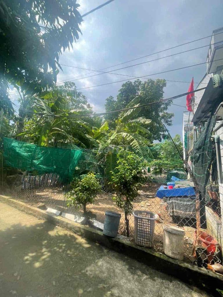 Bán lô nền thổ cư với chiều ngang khủng 7m gần đường Trần Quang Đạo