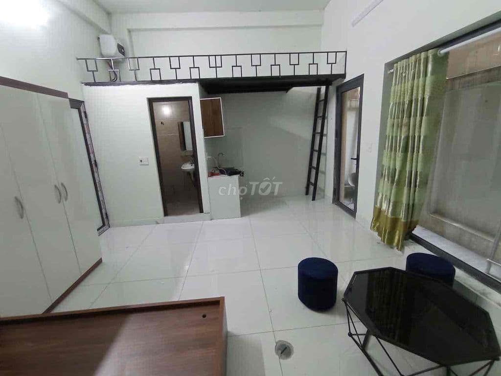 Phố đi bộ carnaby-đh hà nội,Đh thăng long,Kh và xh nhân văn