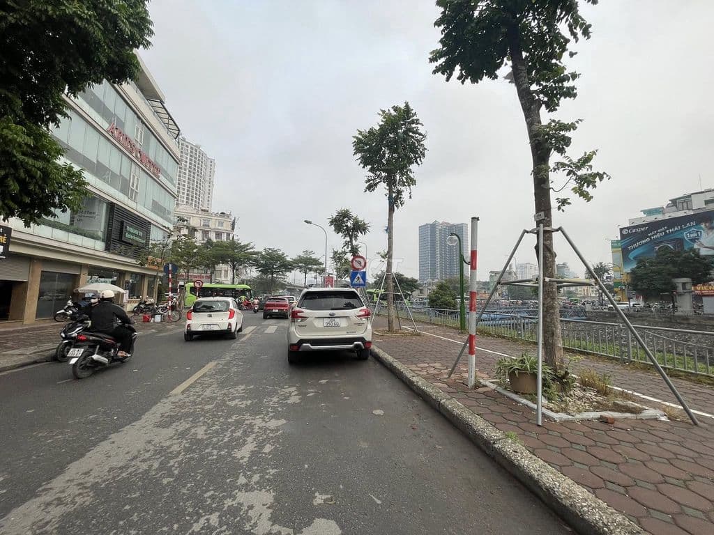 Mặt phố Thượng Đình,Thanh Xuân, dt 216m,mặt tiền khủng 6.8m,giá 83 tỷ, - Ảnh 2