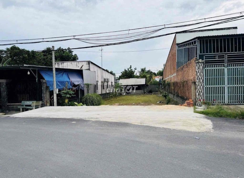 Lô đất đẹp nở hậu ngay mặt tiền đường trung tâm Tân Phú Trung - Ảnh 3