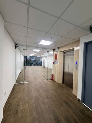 Cho thuê VP làm việc nguyên 1 sàn đường Trần Hưng Đạo gần Mornachy