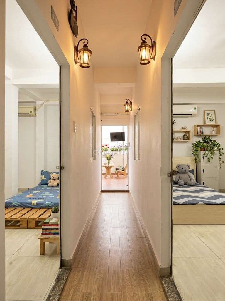 GẦN VINCOM SAIGONRES CHDV 2PN BAN CÔNG SÂN VƯỜN GIẢM 300K 3 THÁNG ĐẦU