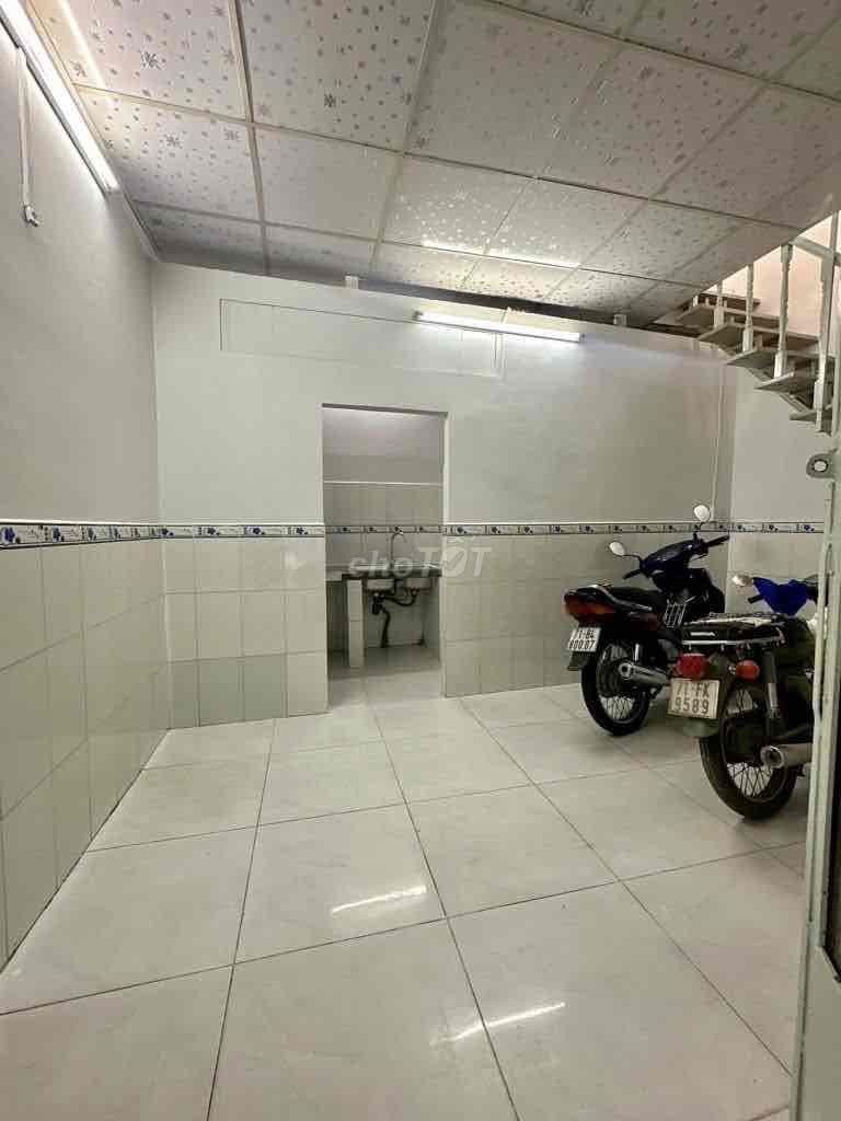 HxH Thạch Lam 2 tầng 23m2 chỉ 3.2 tỷ - Ảnh 2