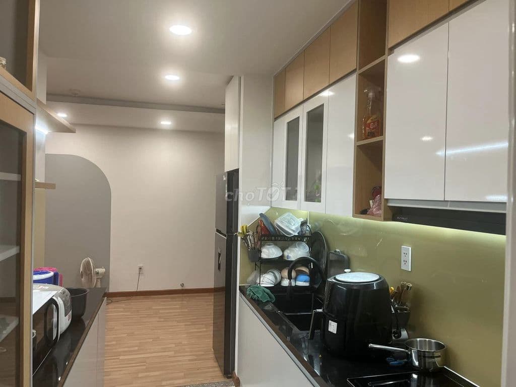 Cho thuê căn hộ Diamond 2pn, 2wc, full nội thất giá 10tr - Ảnh 3