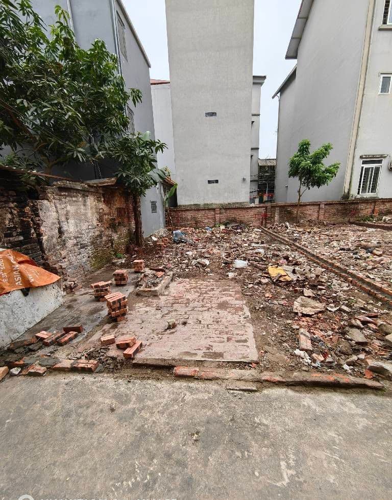 BÁN ĐẤT -THỤY PHƯƠNG - NGÕ THÔNG - Ô TÔ ĐỖ CỬA NHÀ - GẦN HỒ ĐIỀU HOÀ. - Ảnh 2