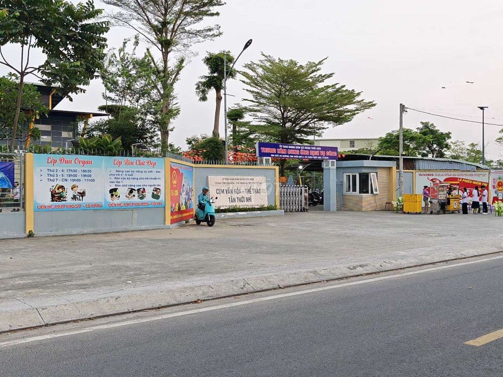 lô đất gần 140m2 vị trí cực đẹp ngay nhà văn hoá Tân Thới Nhì - Ảnh 2