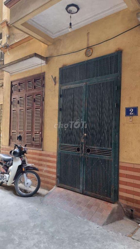 Lê Thanh Nghị, 53m x 5tầng,nhà ngay cạnh phố oto tránh - Ảnh 3